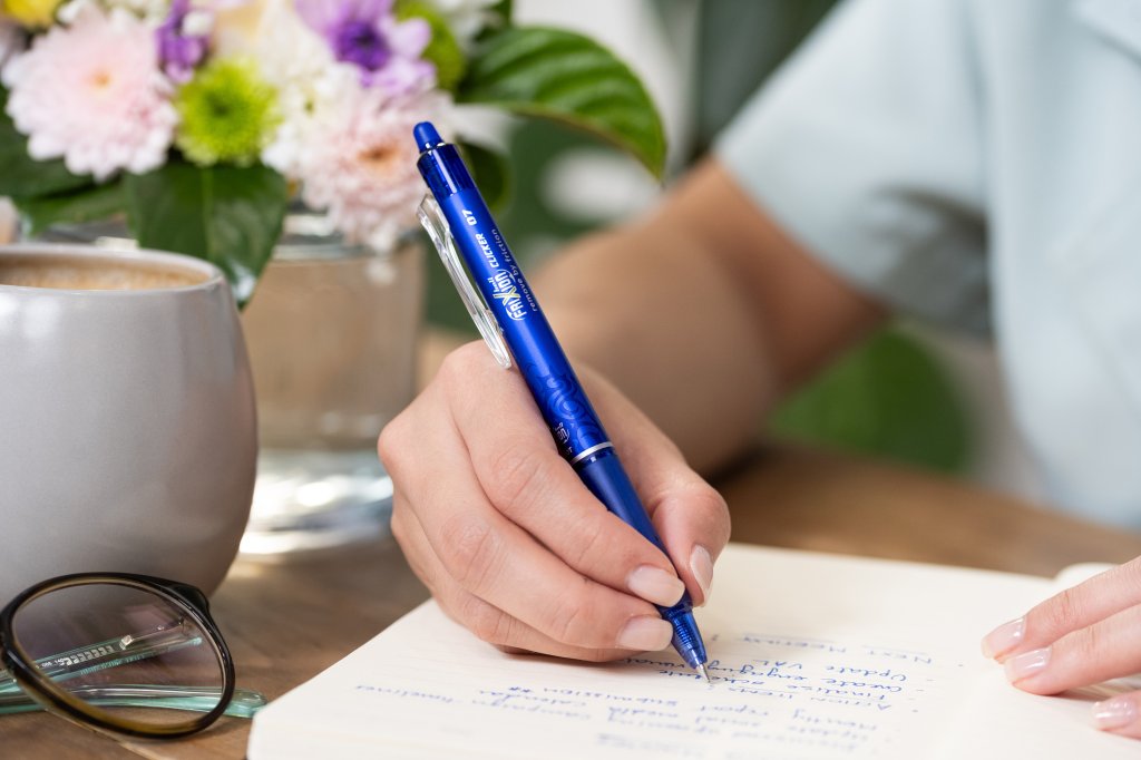 journaling with blue erasable pen Frixion Clicker.